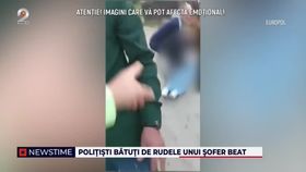 Polițiști bătuți de rudele unui șofer beat